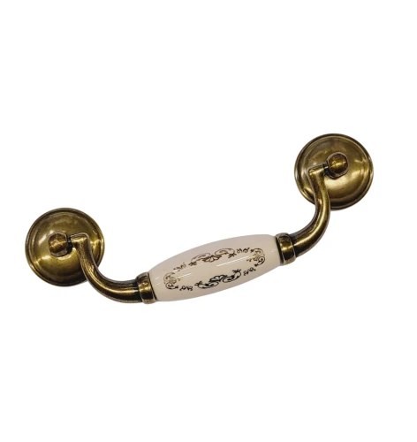 Uchwyt meblowy z porcelaną  KP100-96 mm Mosiądz